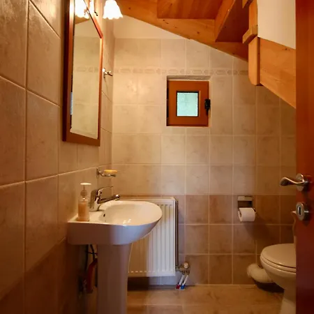 7hills Waterfall By Alure *